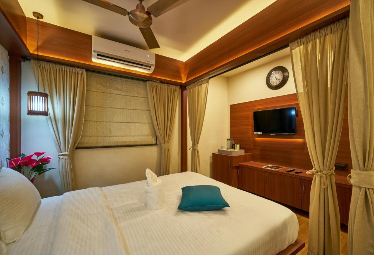 Tranquil La Casa Hotel ปูเน่ ภายนอก รูปภาพ